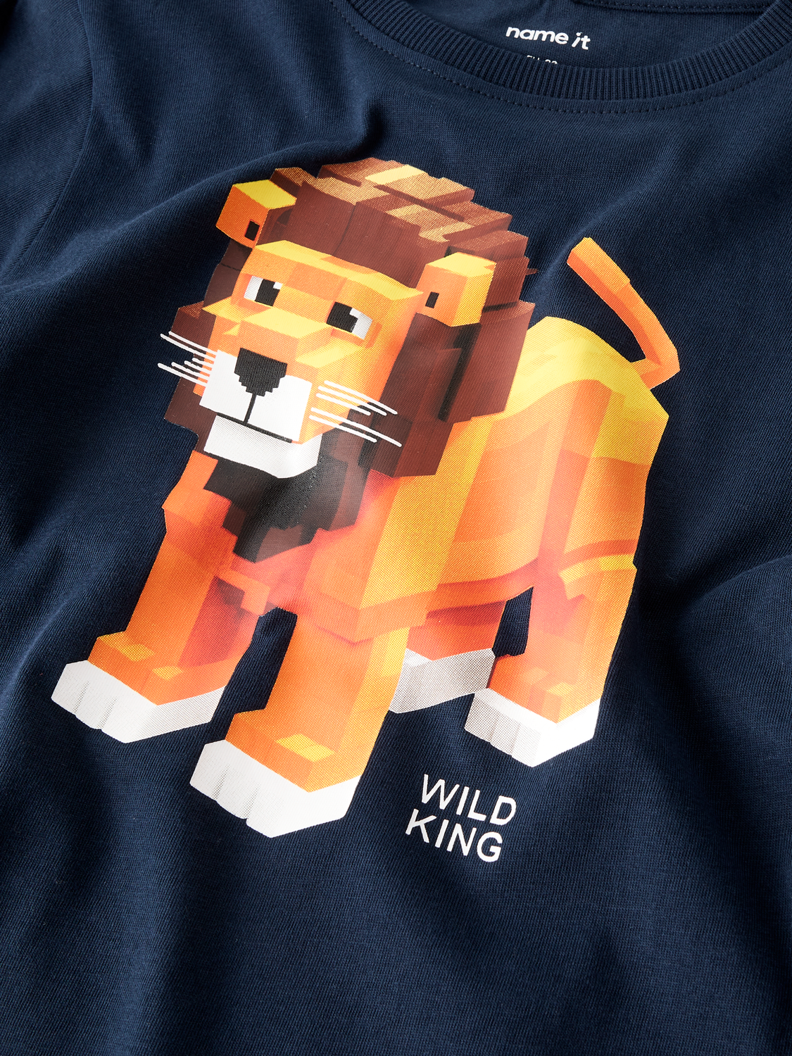 model_shot-front_full